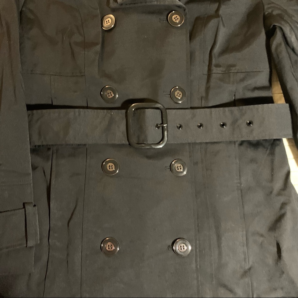 Fall Fashion Jacket (Never Worn) - image 4